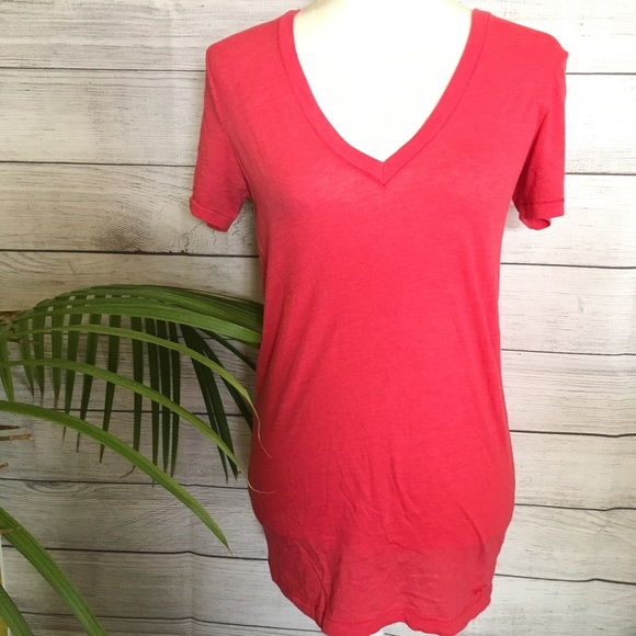 Victoria’s Secret Pink V Neck Tee - Picture 1 of 3